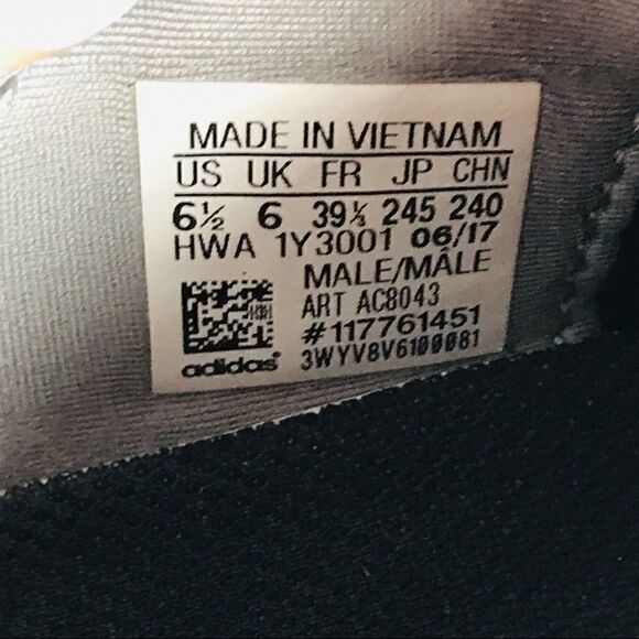 Adidas Alphabounce Running Athletic Shoes AC8043 - Picture 9 of 9